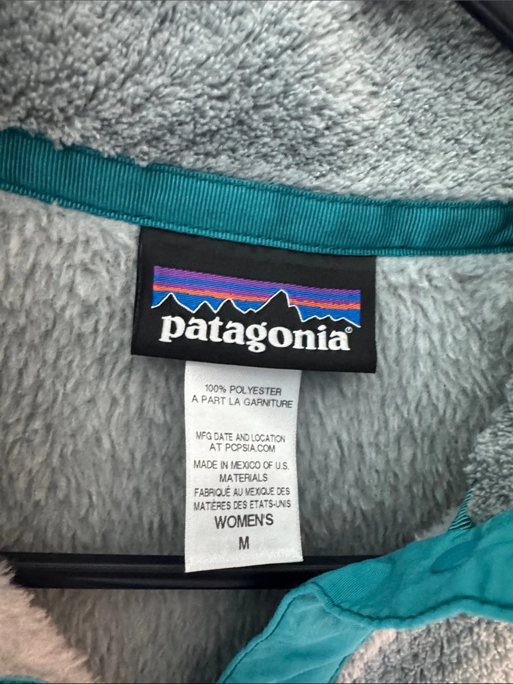 Patagonia Lady’s Light Gray Fleece Snap Pullover with Teal Trim Medium EUC - Picture 2 of 9